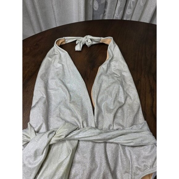 Silver One piece Newport News Swim Women size 10 Style: C2953 - Picture 6 of 14